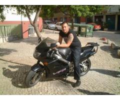 Procuro uma aventura discreta - 4